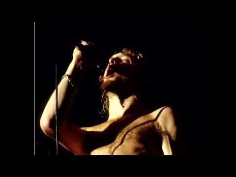 Alice In Chains - "Man In The Box" - Live At The Maquee (Mastered)