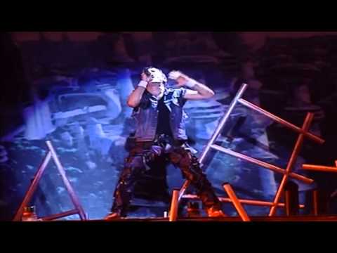 16. Iron Maiden - Rock In Rio III - Hallowed Be Thy Name