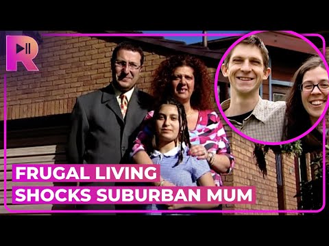 Extreme Minimalism vs Luxury Living Experiment | Wife Swap UK