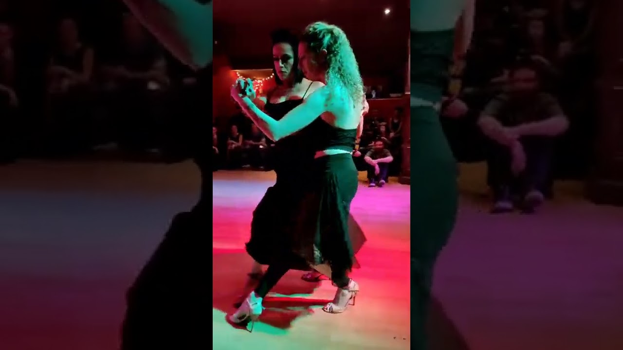 Roxane Camargo y Lily Chenlo. Recuerdo (Pugliese-Maciel) Milonga Muy lunes 27jun22