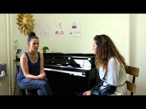 Suuz pratar myter med sångpedagogen Alexandra Hamnede