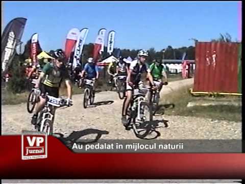 Au pedalat în mijlocul naturii