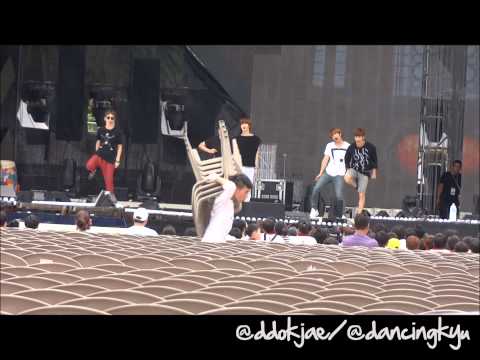120814 National Concert SHINee - Sherlock Rehearsal