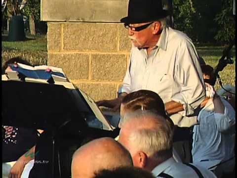 Jumpin At the Woodside-Jump n Jive Show Band