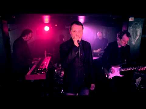 The World Is Far Away - Weeping Willows