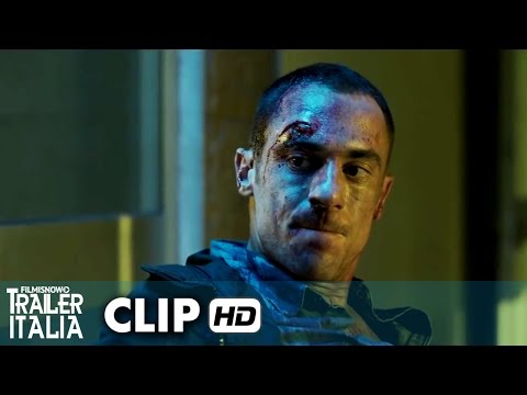 ALASKA Clip 'Discoteca Alaska' (2015) - Elio Germano [HD]