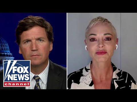 Rose McGowan makes 'big' announcement on 'Tucker Carlson Tonight'