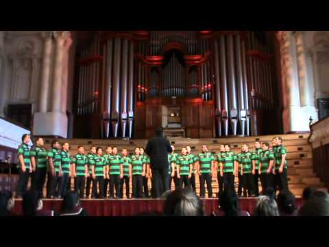 Aorere College Frontrow Choir - Big Sing 2011 (Purea Nei)