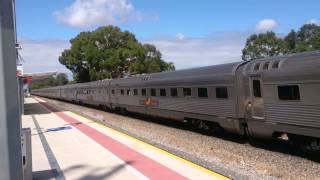 preview picture of video 'Indian Pacific leaving Adelaide'