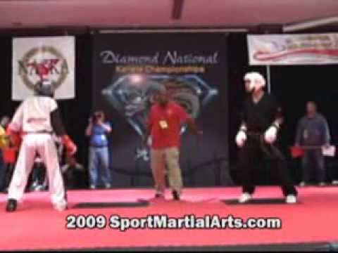 Jason Bourelly v Mike Pombiero - Men's team sparring - 2009 Diamond Nationals