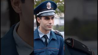 -Գիտես, շատ հաճախ մենք շատ կարևոր մտքեր￼ն արտահայտում ենք լրիվ ուրիշ իմաստ ունեցող բառերով😉