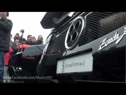 REV OFF Ferrari Enzo Vs Pagani Zonda F LOUD sound Scares kid! Zonda Flame!