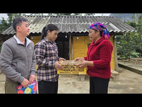 Die freundliche Frau dankte der alleinerziehenden Mutter für Hilfe zu einem besseren Leben.