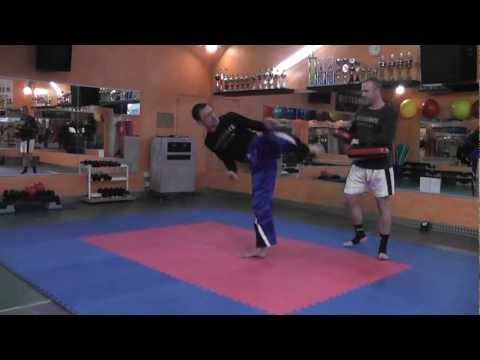 KTSF #II 04 Kickboxtechniken - Seitwärtskick - Kampfschule Sugambrer Fightclub Würzburg
