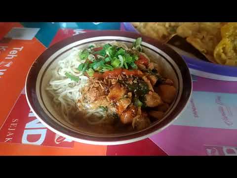 Mie ayam Ton Manasuka Sumberwulan Selomerto