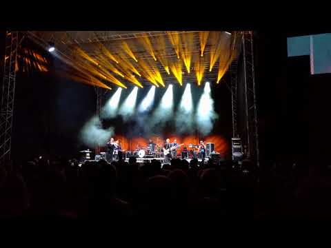 Čechomor - Mezi Horami | Live Brod 1995