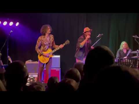 Shake Your Money Maker 🎸