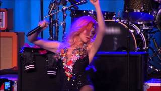 Bonnie Mckee - Hot City (Live Performance)