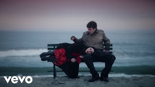 Julia Cumming - Fucking Closure video