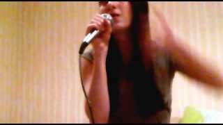 Девушка поёт Whitesnake-HERE I GO AGAIN/girl sings whitesnake