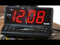Smashing A Maxim DA29 Alarm Clock
