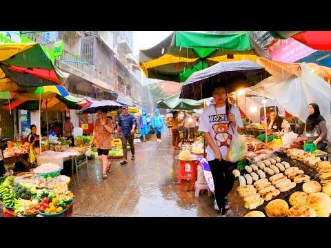 Heavy Rain in Phnom Penh! Cambodia Street Food Market Tour - Walking in the Rain with Umbrella
