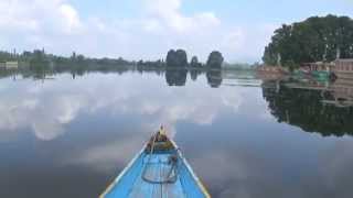 preview picture of video 'Shikara (Boat) Ride At Nageen Lake, Srinagar, Kashmir, India HD Video'