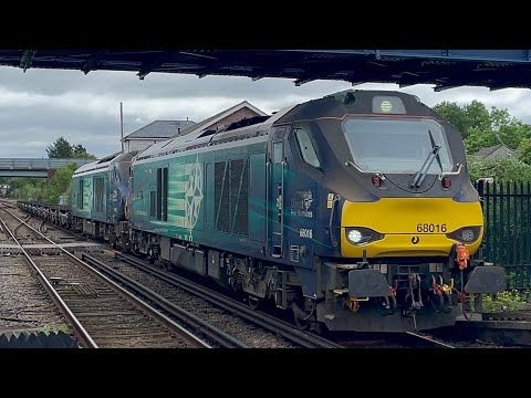 68016 ‘Fearless’ + 68018 ‘vigilant’ Nuclear Flask Train at Wareham - 26/5/21