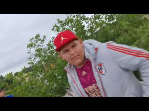 A LO MALDITO-EL MORENITO FT. PEKE  DEMONIO.