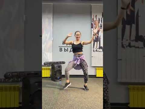 ZIN 96 Zumba/ Chikitita - Guaynaa El Alfa