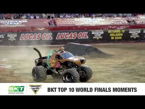 Linsey Read 2019 Freestyle Win | BKT Top 10 World Finals Moments | Monster Jam
