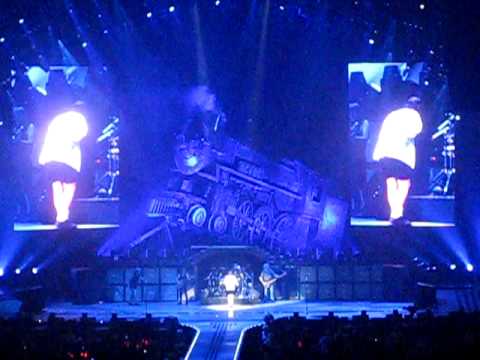 Angus Young takes it all off