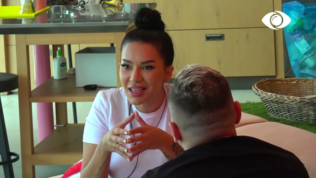 Efi-Ronaldos: U bëre faktor që Kiara të mërzitej më tepër me mua