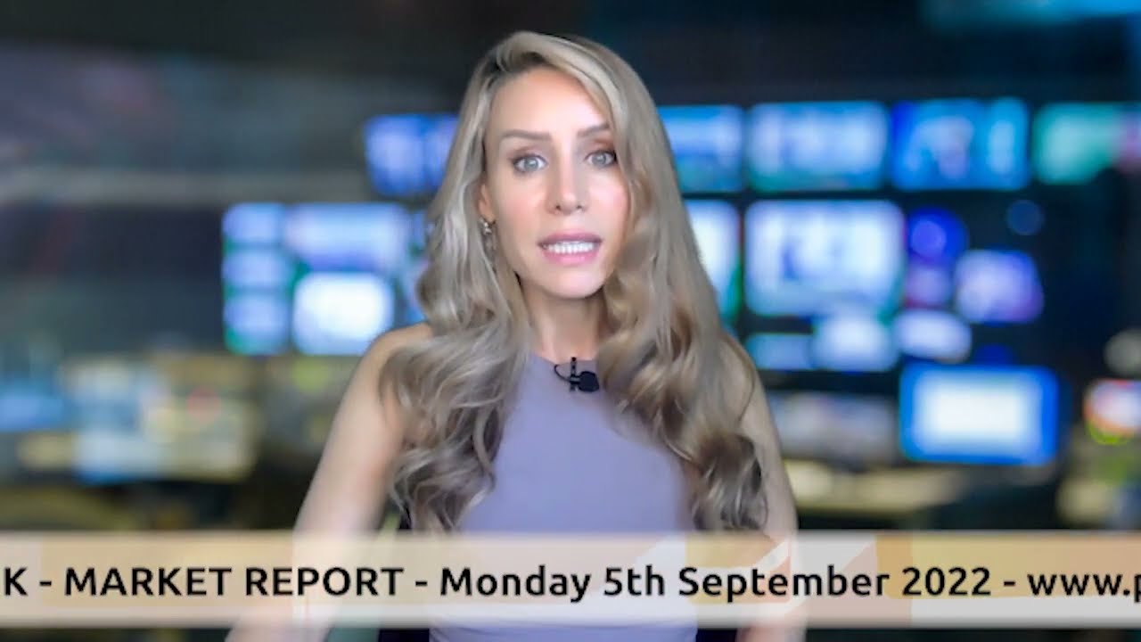 FTSE 100 opens lower as oil giants push ahead