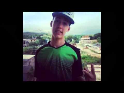 MC ROBERT - MAIS QUE BONITINHO ELA , ELA ESTAVA DE APARELHO ♫♪