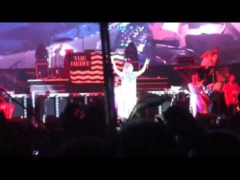 Macklemore & Ryan Lewis - And We Danced /live/ @ Sziget Festival 2014, Budapest, 14.08.2014