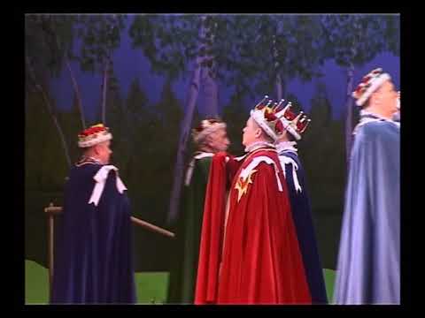 The Peers Chorus - Oundle G&S, Iolanthe 2011