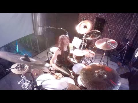 "Chichovite Kone" Live - drums by Roman Lomtadze