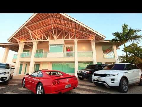 Forró Estourado - Garagem Milionária ( Clipe Oficial )