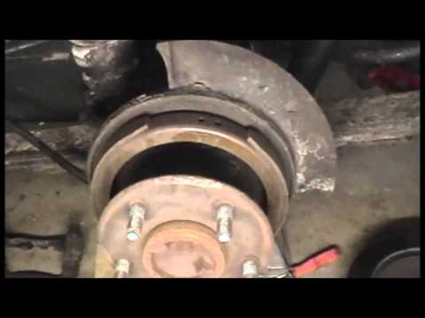 2001 Chevrolet Blazer rear dust shield and u-joint