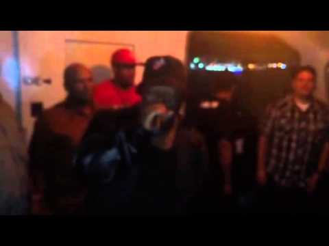 Kenny Bobien-Father (Live)