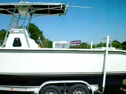 1999 Edgewater 24' Center Console