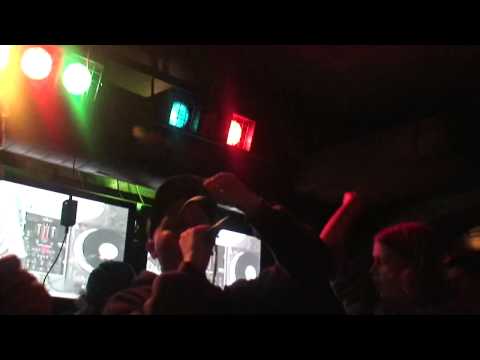 Skutelis un Edavārdi, Arčijs @ hhzapte B