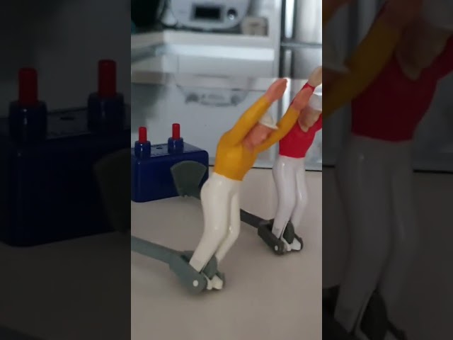 Vídeo relacionado con TIPP-KICK WM Classics Juego de 4 Jugadores con 4X pateadores I Diversión con Las Figuras de fútbol I Accesorios