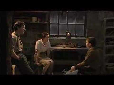 The Waterhorse: BLOG #3: De kostuum afdeling