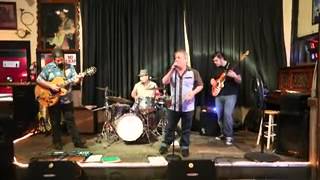 The Vermen perform "No Other Girl" by The Blasters