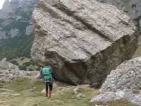 Vf. OMU 2507 m - MECETUL TURCESC 2250 m - hotel PESTERA 1600 m - cab. PADINA 1460 m