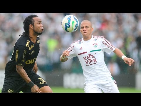 Figueirense pressiona, leva sustos, mas vence o Flu e fica na primeira divisão