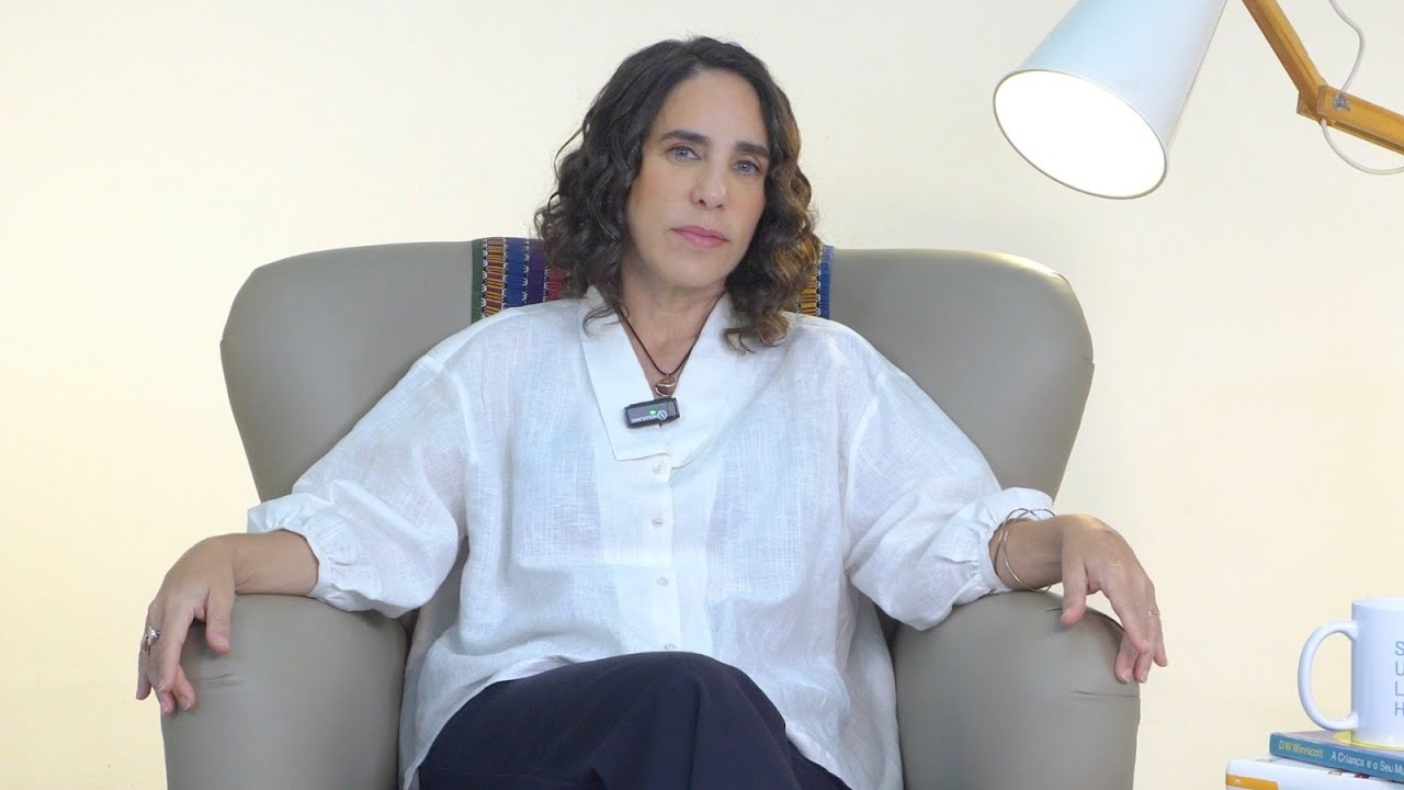 PARA ALÉM DO BULLYING | MARIA HOMEM