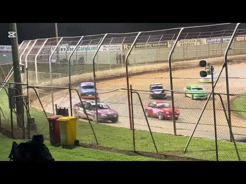 Modified Sedans Final VMPA Series Round 1 Premier Speedway Warrnambool 15/11/2025